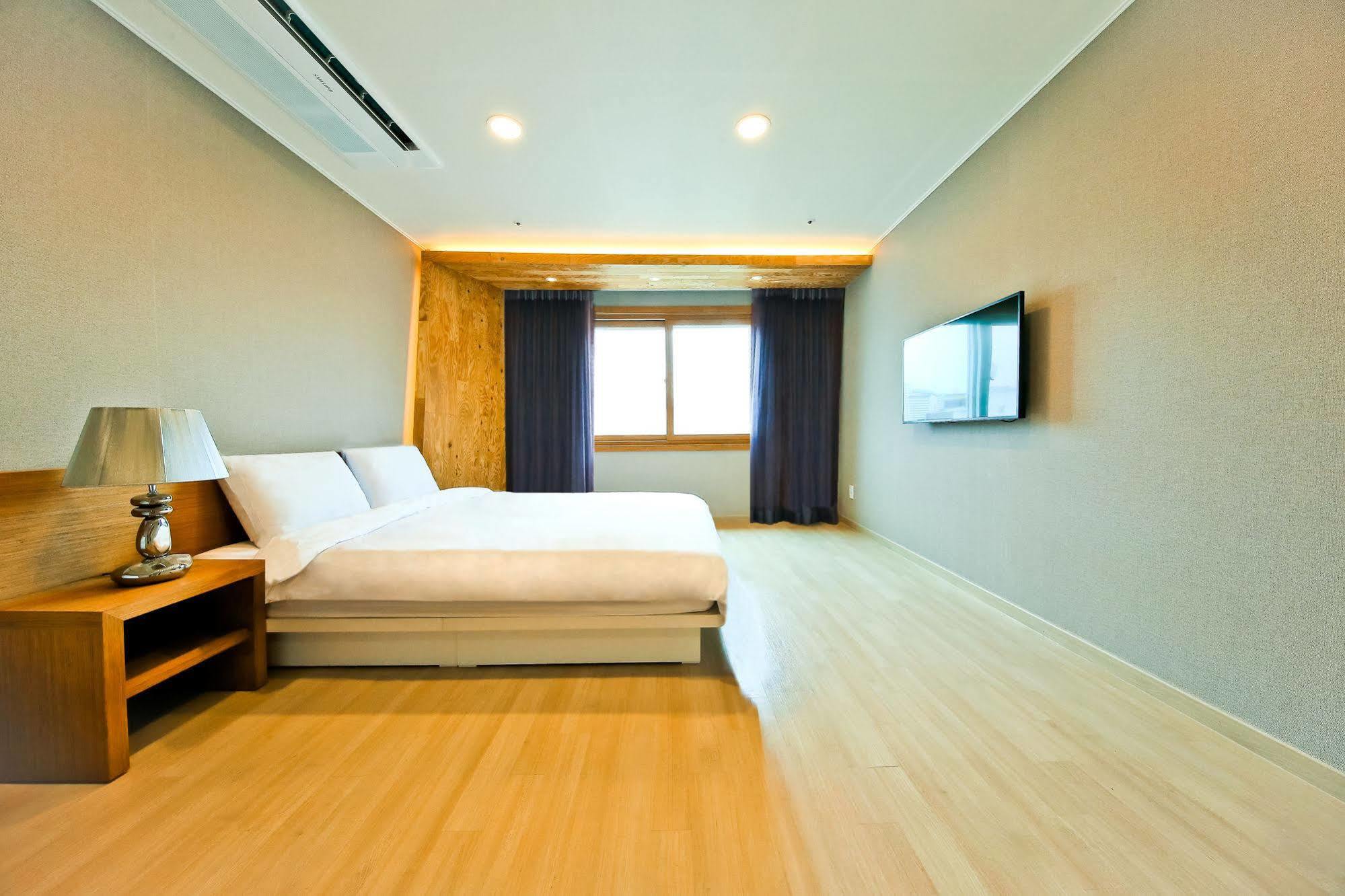 Pampas Resort Sokcho Exterior photo
